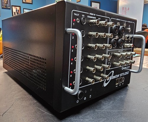 Tricaster Studio Newtek TC350 -Broadcast, No HDD, Powers ON - Untested - Picture 4 of 6
