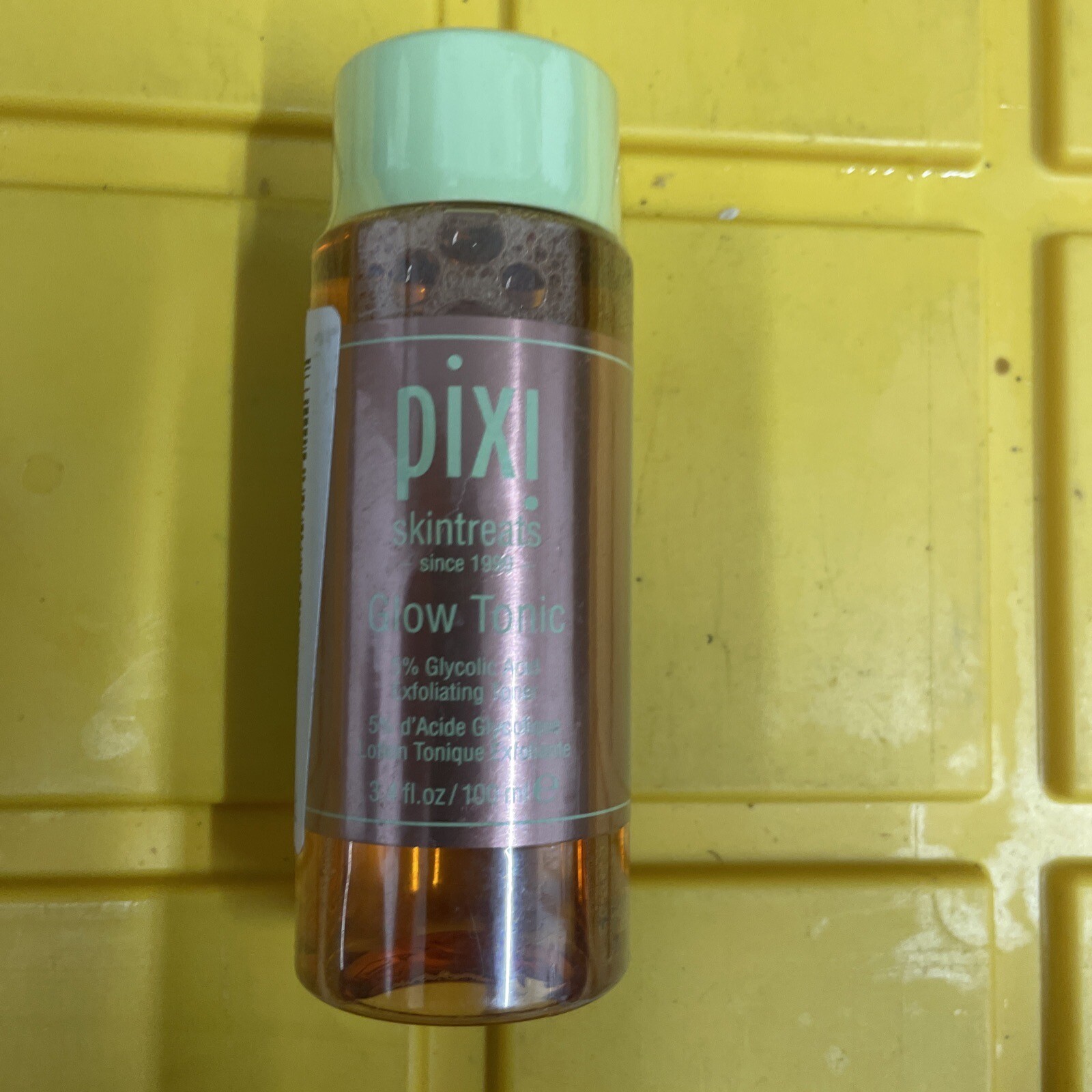 Pixi skintreats Glow Tonic 5% Glycolic Acid Exfoliating Toner 3.4oz New Sealed