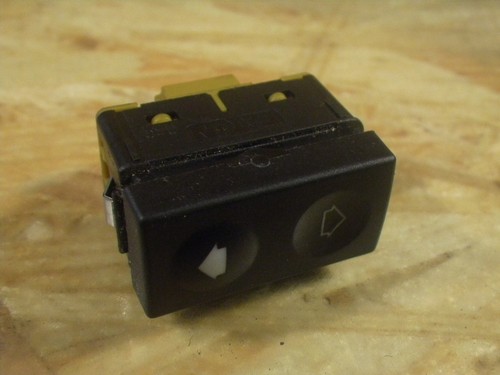 310365 Schalter für Fensterheber BMW 3er Touring (E36) 8368941