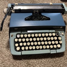 Smith Corona Sterling 6MSE-160708 Manual Typewriter 1972 w/Case Blue WORKS! thumbnail