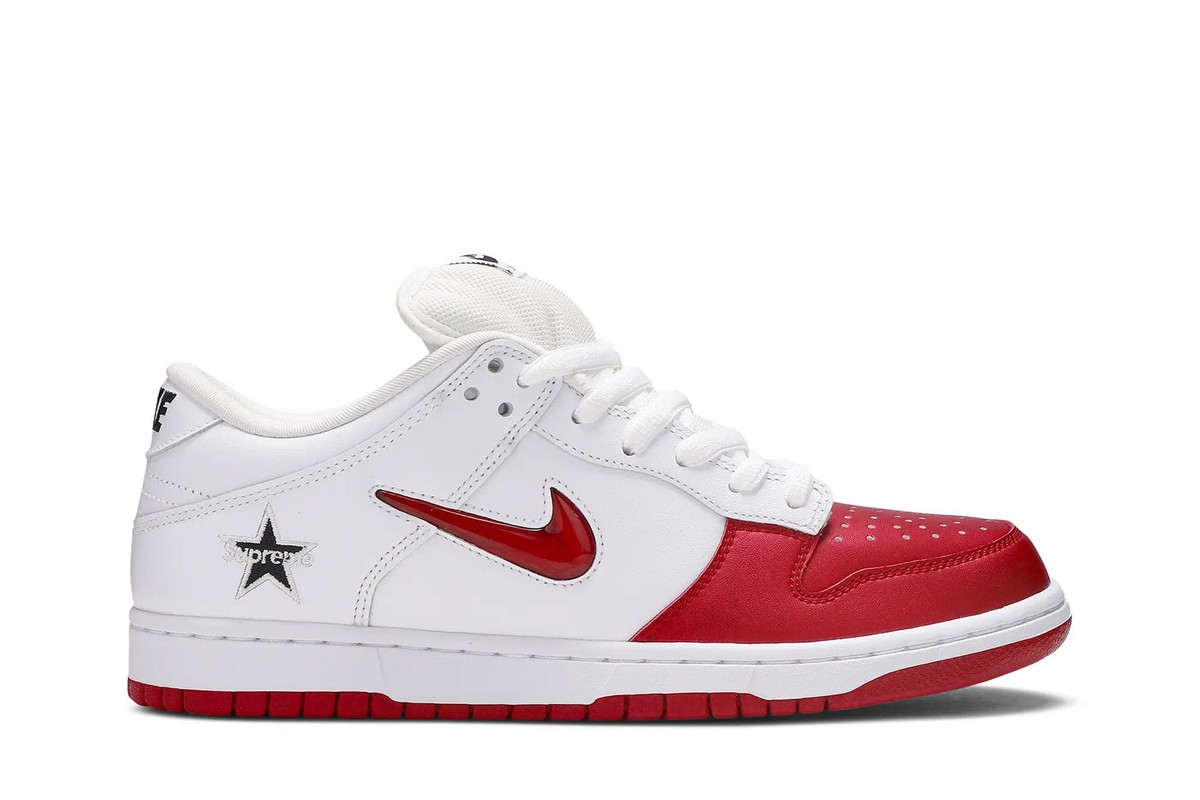 Size 8.5 - Supreme x Nike Dunk SB Low Varsity Red for sale