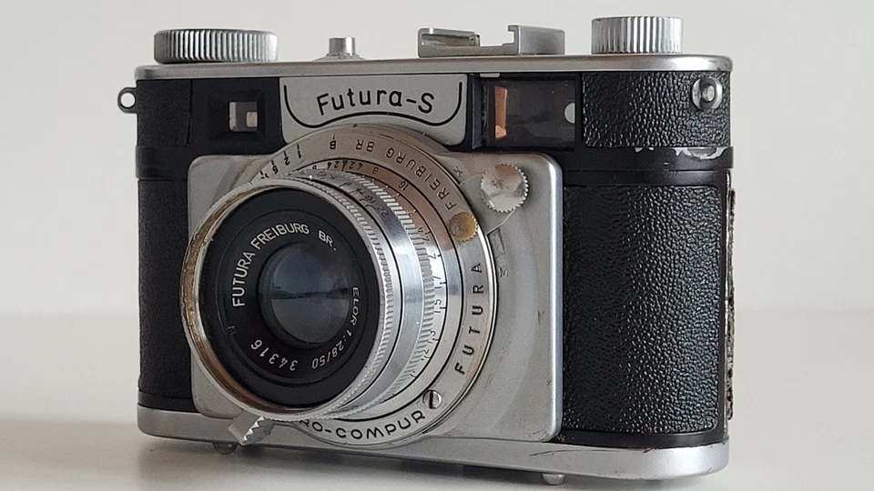 Seltene Futura C mit Futura Elor 2,8 /50 Objektiv, Sonnenblende, UV Filter, BT - Bild 4 von 4