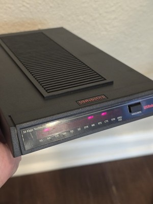 USRobotics Courier 56K V.Everything Business Modem USR3453C W/ Power Adapter EUC