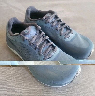 Topo Athletic Ultrafly 6 Mens Size 8 Stone Grey Stability Road Running Shoes