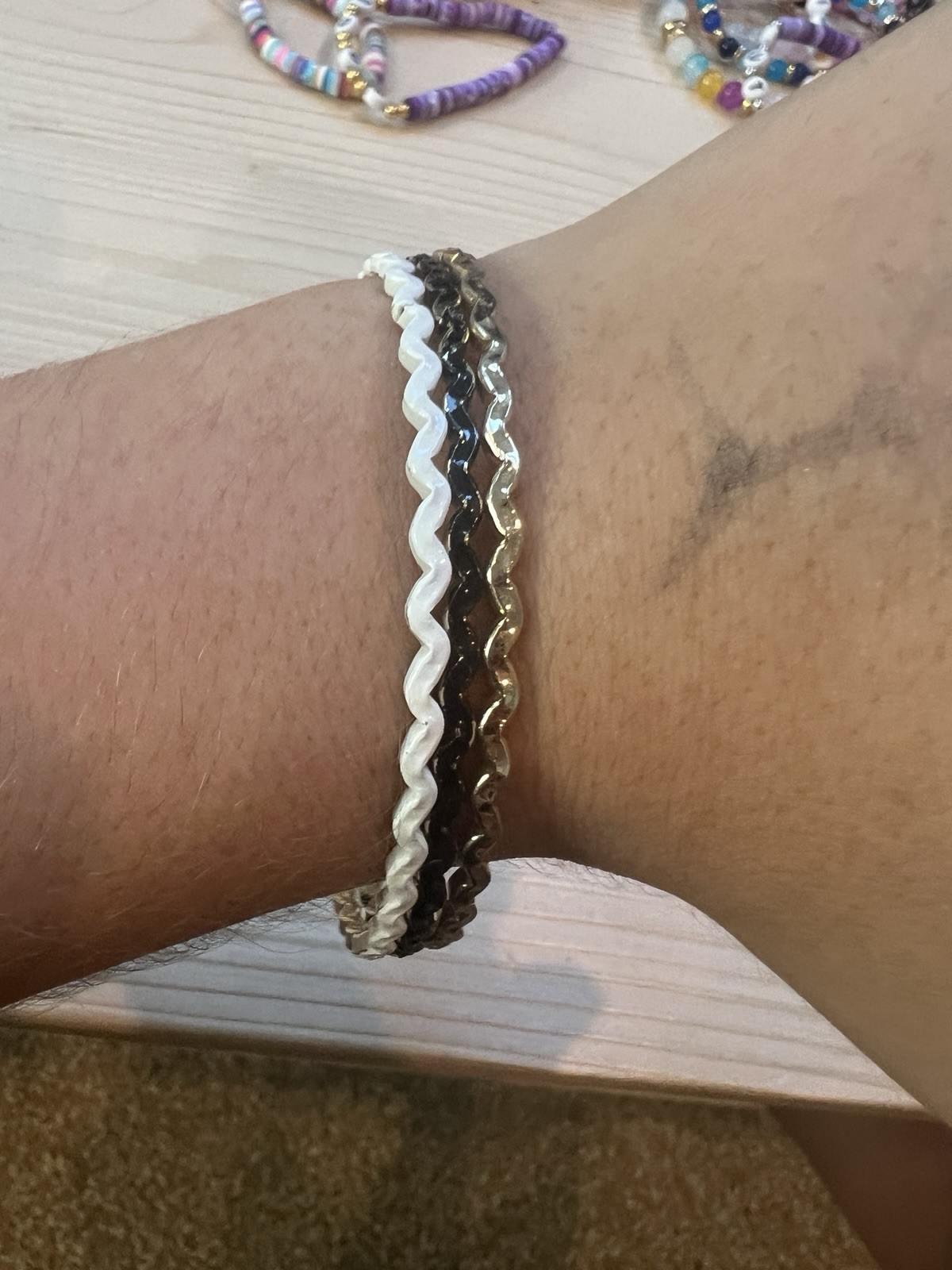 Three Thin Different Colored Metal Bangles! Vinta… - image 5