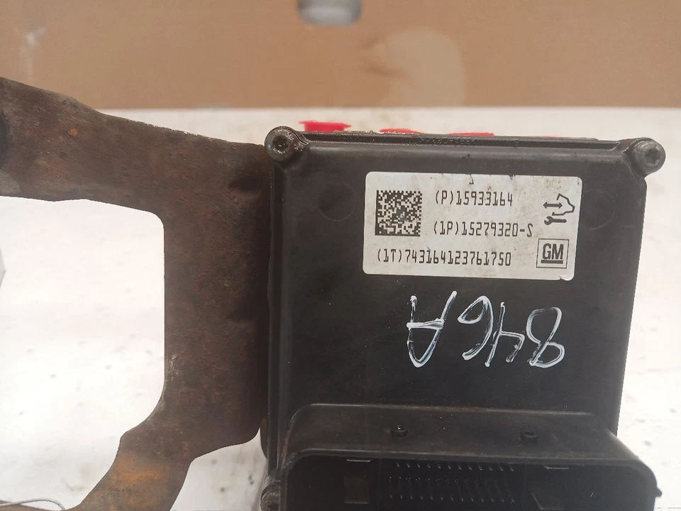 GM 15933164 Anti-Lock Brake ABS Pump from 2007 Chevrolet Trailblazer 11425701 - Image 2 of 4