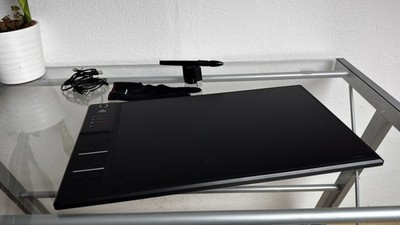 Huion W1409 Graphics Drawing Tablet