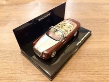 MINICHAMPS Rolls-Royce Phantom Drophead Coupe Red 1:43 with Package