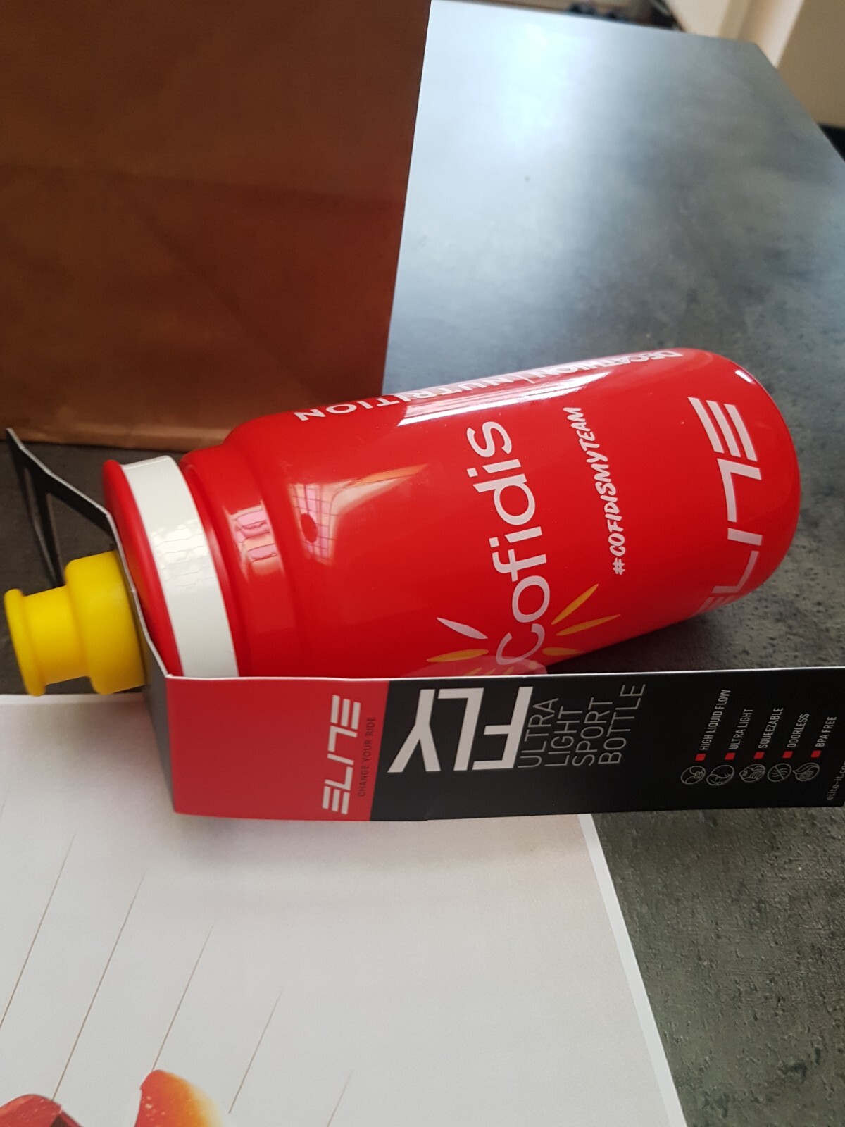 Lot Goodies Cofidis 2024 – Bidon, Bougie, Protège-selle Et Affiche