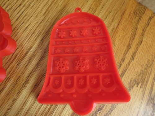 Vintage Hallmark Solid Plastic Cookie Cutters Lot - Picture 4 of 9