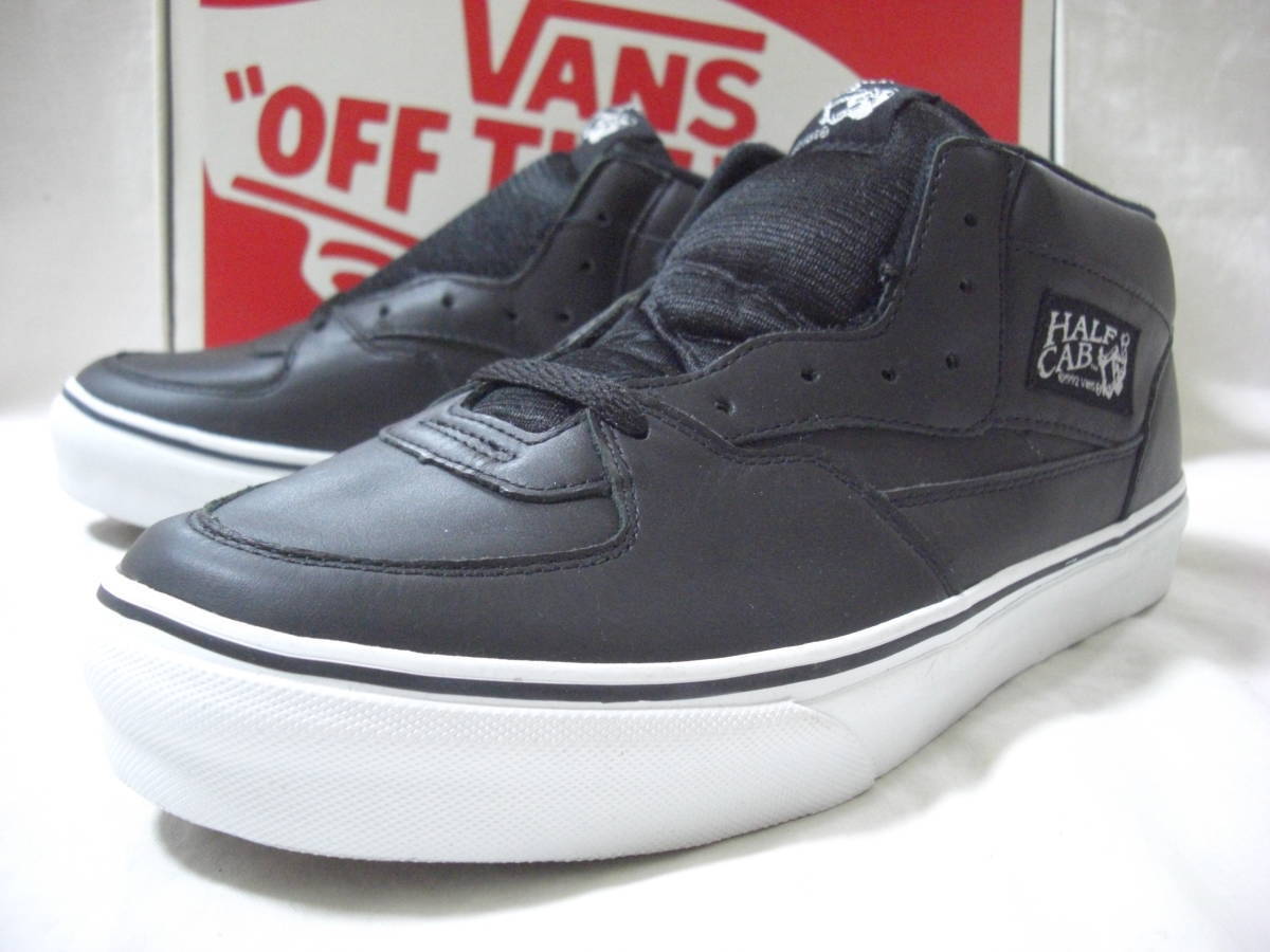 Deadstock Vintage 2006 Vans Half Cab Color Black 5876999-110 Deadstock Vintage 2006 Vans Half Cab Color Black 5876999-110