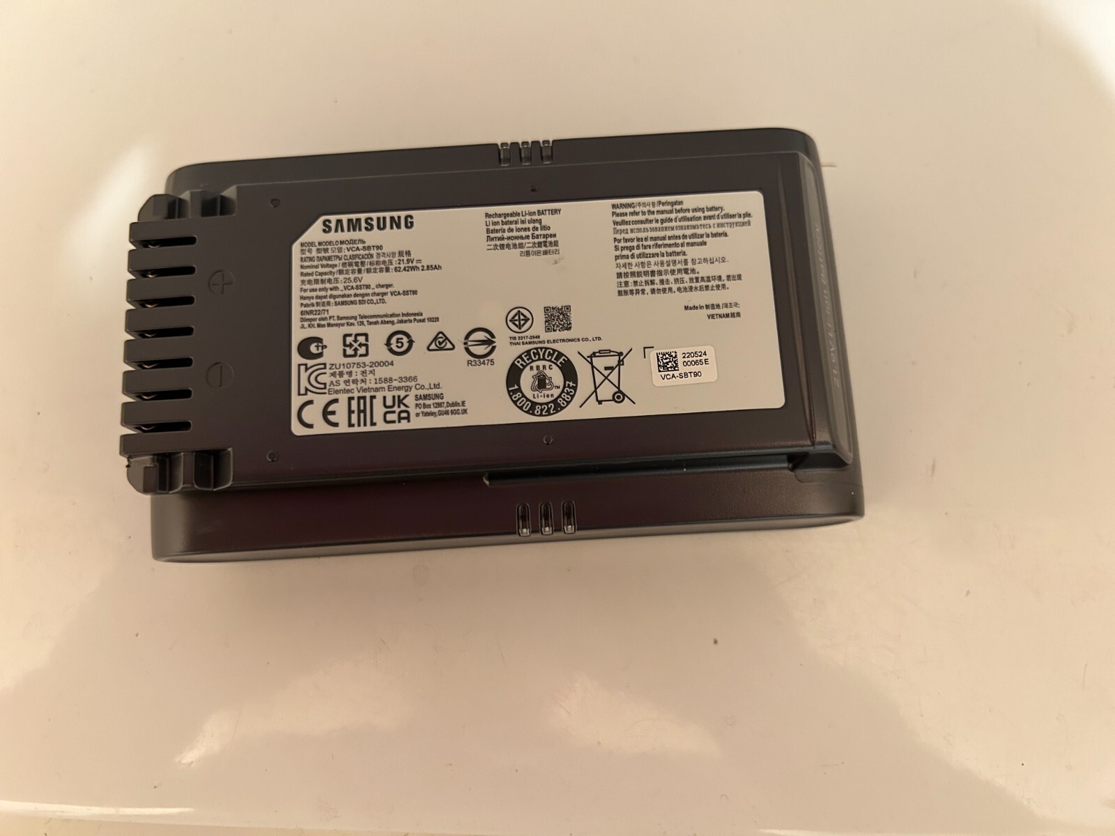 NEW Samsung Cordless Vacuum Rechargeable Liion Battery VCASBT90 eBay