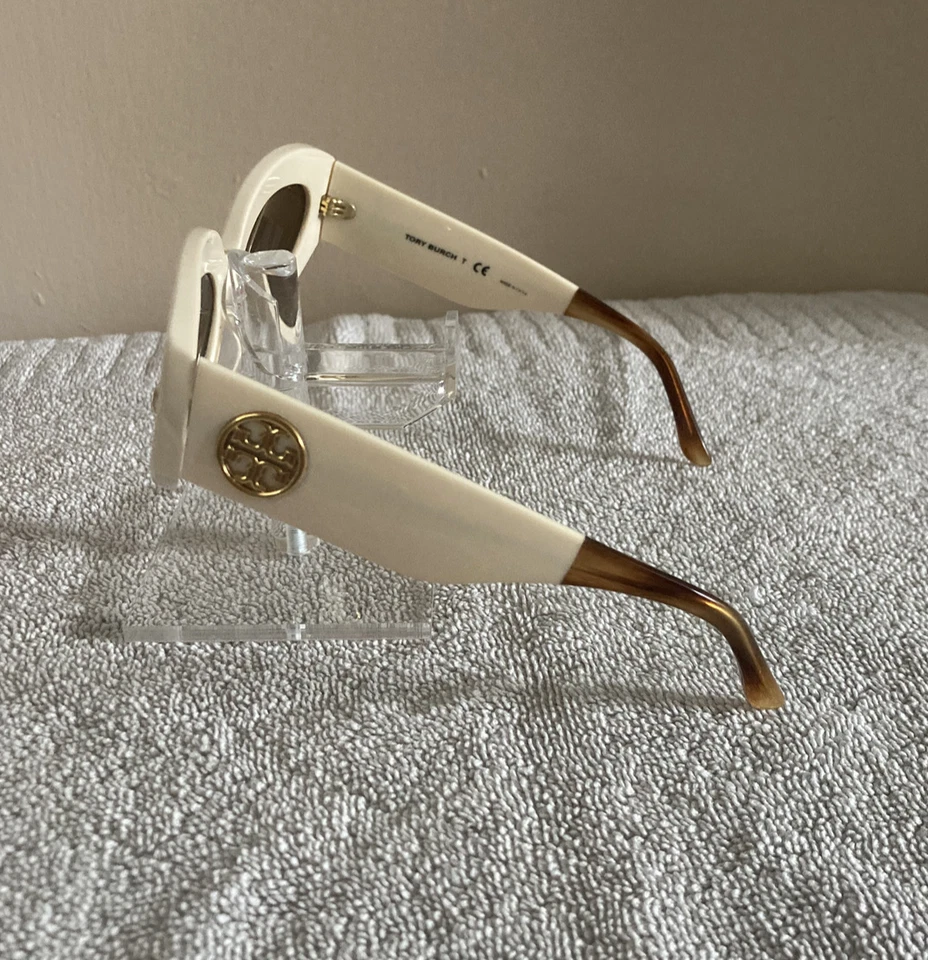 Очки солнцезащитные Tory Burch TY7171U Miller увеличенный кошачий глаз 1888/7C 51-19 140 1N - Изображение 3 из 4