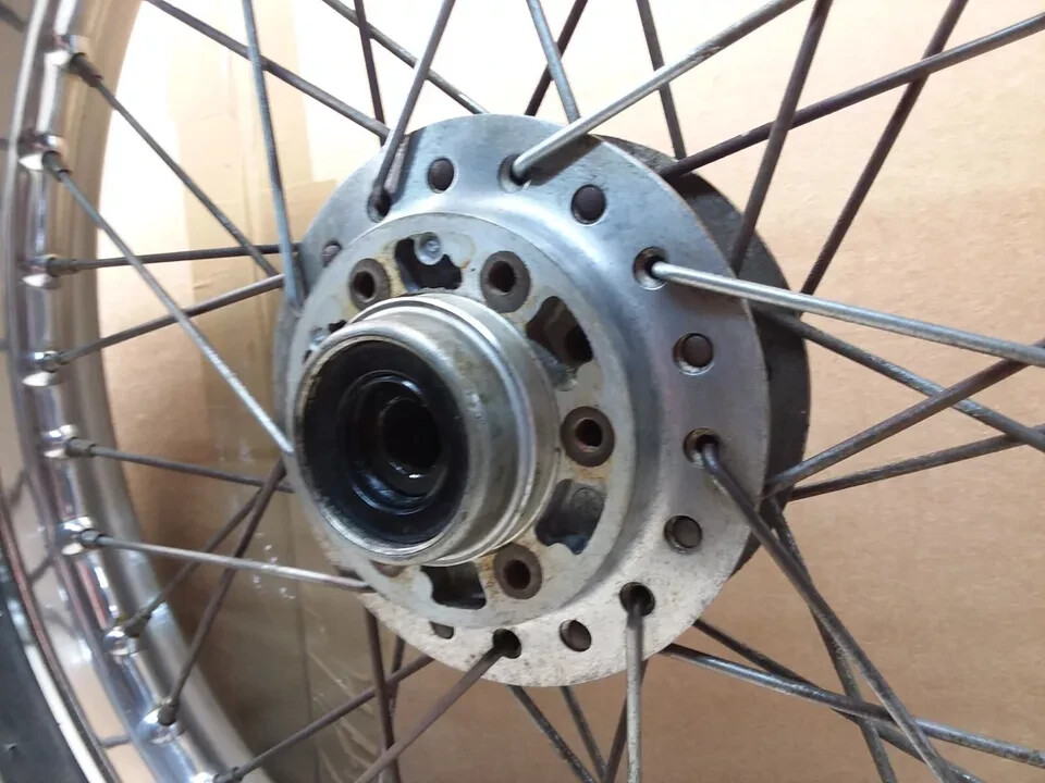 VTG 1974 Yamaha RD 350 RD350 Front Wheel Assembly PJ-18 | eBay VTG 1974 Yamaha RD 350 RD350 Front Wheel Assembly PJ-18 | eBay