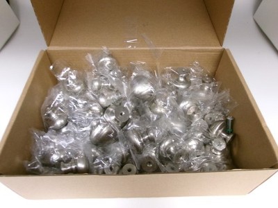 Ravinte Nickel Zinc 1 1/4'' Pulls - Lot of 55