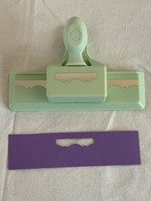 SCALLOPED EDGE Martha Stewart Paper Punch Lacing Slot SIDES DON'T FOLD