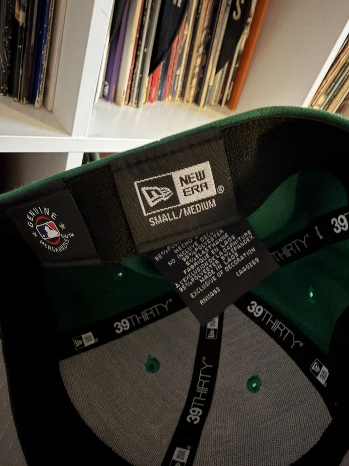 Trébol mediano Boston Red Sox B Logo Green Franchise New Era Día de San Patricio Foto 3 de 4