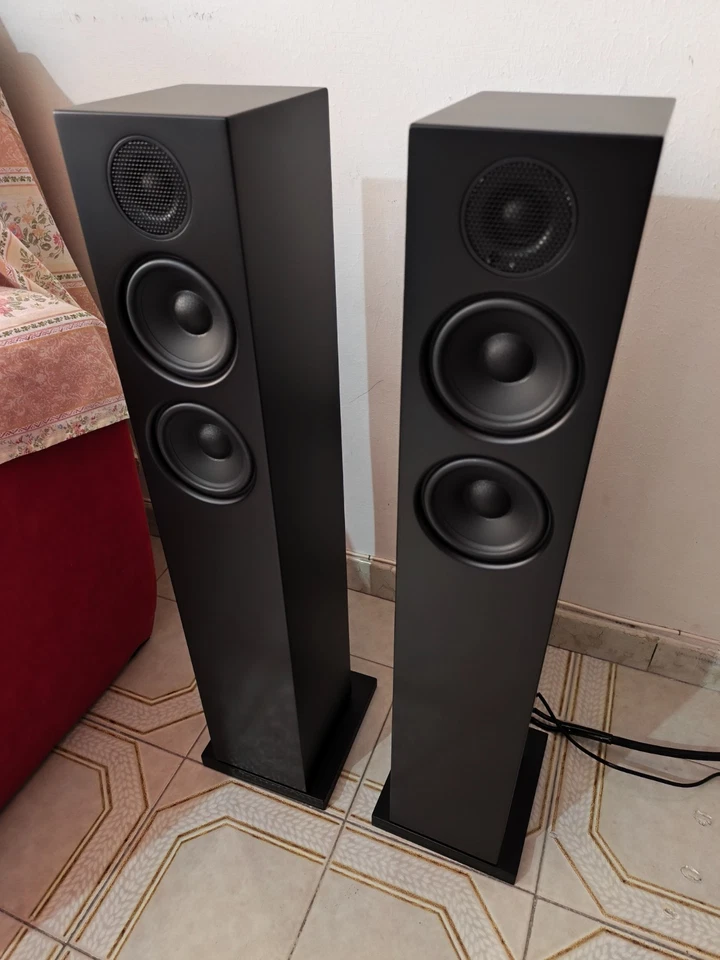 Coppia speaker attivi da pavimento AUDIO PRO A38 - Immagine 3 di 4
