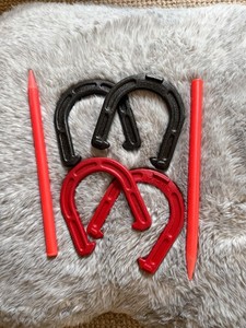 Vintage Franklin Plastic Vinyl Horseshoe Set Of 4 Red Black