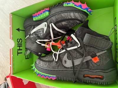 Neue Nike Air Force 1 Mid Off White, schwarz, Größe 37,5