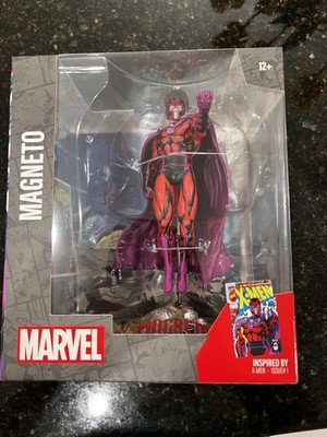Marvel X-Men Magneto #1 1:10 Scale Posed Fig w/scene McFarlane Toys