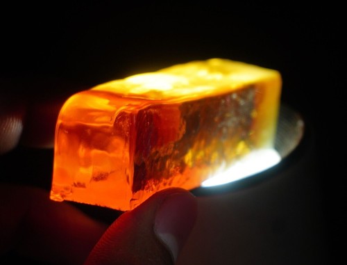 Piedra preciosa suelta de zultanita áspera natural certificada 7 colores 350,17 quilates - Imagen 5 de 7