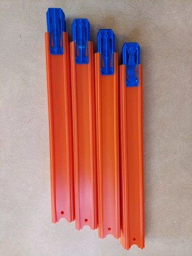 Lot of 20 Hot Wheels Orange 12" Tracks w/ 20 Blue Connectors - 第 6/7 張圖片