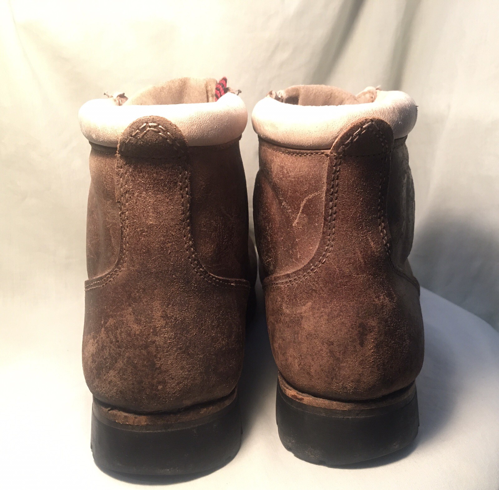 Vasque Split Cowhide Boots No Size Marked 27.5 CM Insole Vibram Soles Made Italy