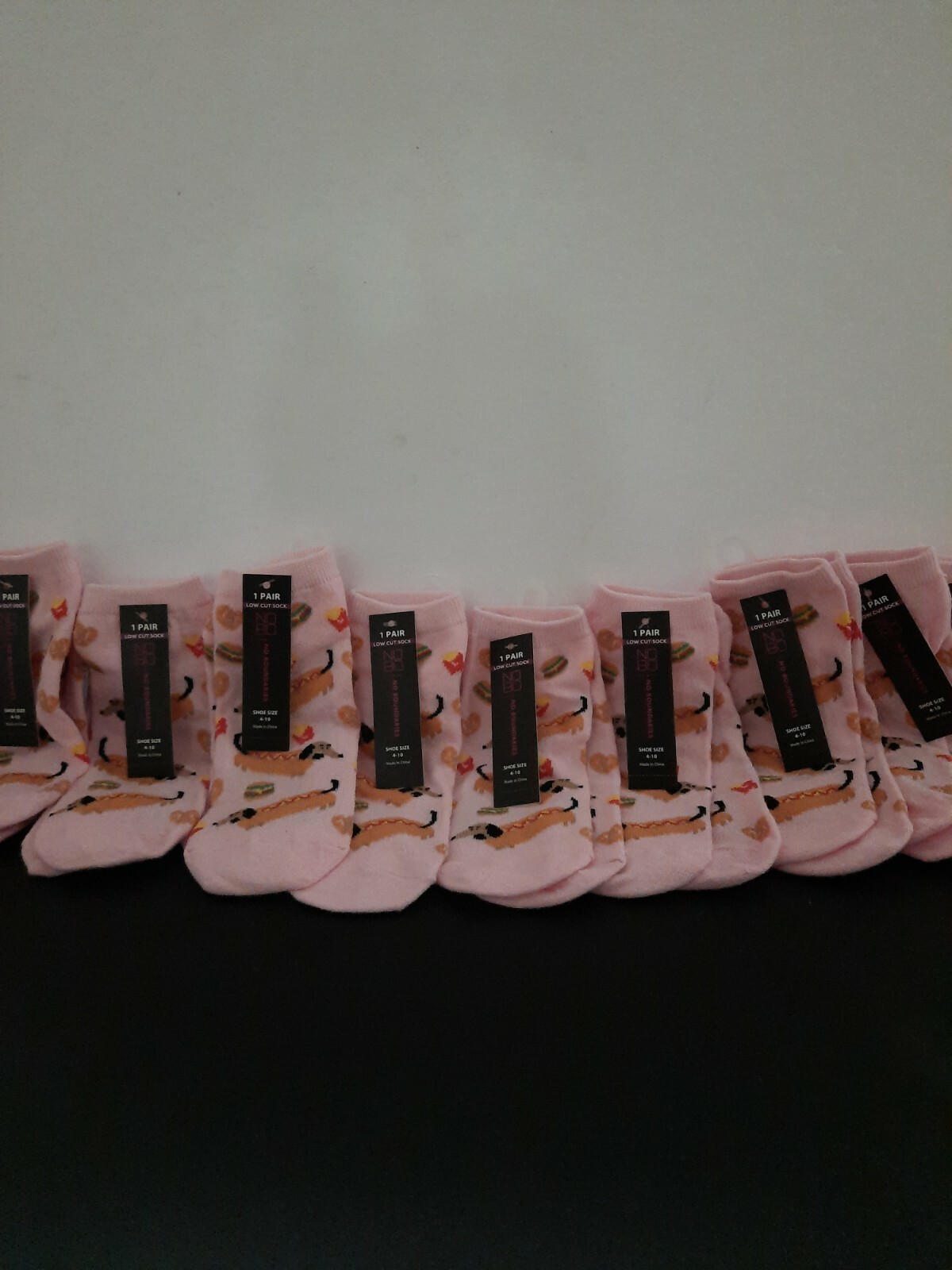 SAOLA CALZINI DONNA TAGLIO BASSO TAGLIA 4 10 NO CONFINI 2 PAIA A 6€ ne rimangono solo 10 paia.