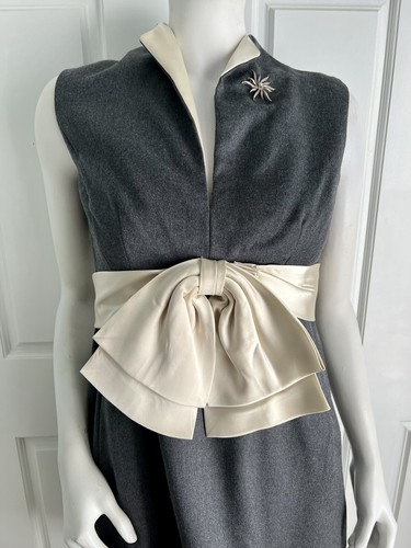 Vintage 1960's Elinor Simmons for Malcolm Starr Gray Wool Sleeveless Mod Dress S - Picture 2 of 8
