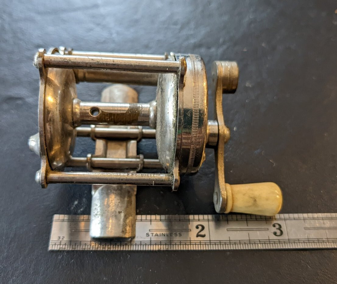 Hendryx 4906 Fishing Reel Non Level Winding eBay