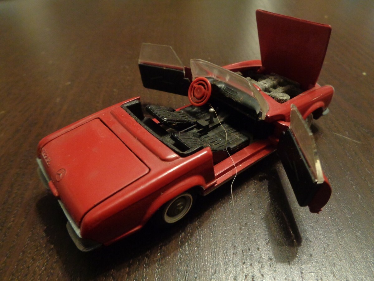Mercedes 230 SL Cabriolet TEKNO 1/43 Rouge - Boîte D'origine - Années 1960