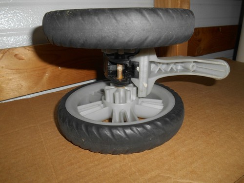 Graco umbrella stroller rear wheel. Size 6 1/8" Right side rear - Picture 3 of 8