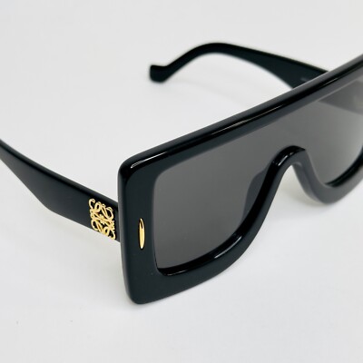 LOEWE\'S Chunky Anagram mask unisex sunglasses + case 51mm LW40104- Black Loewe - Chunky Anagram Black Mask Sunglasses – Good See Co main image 3