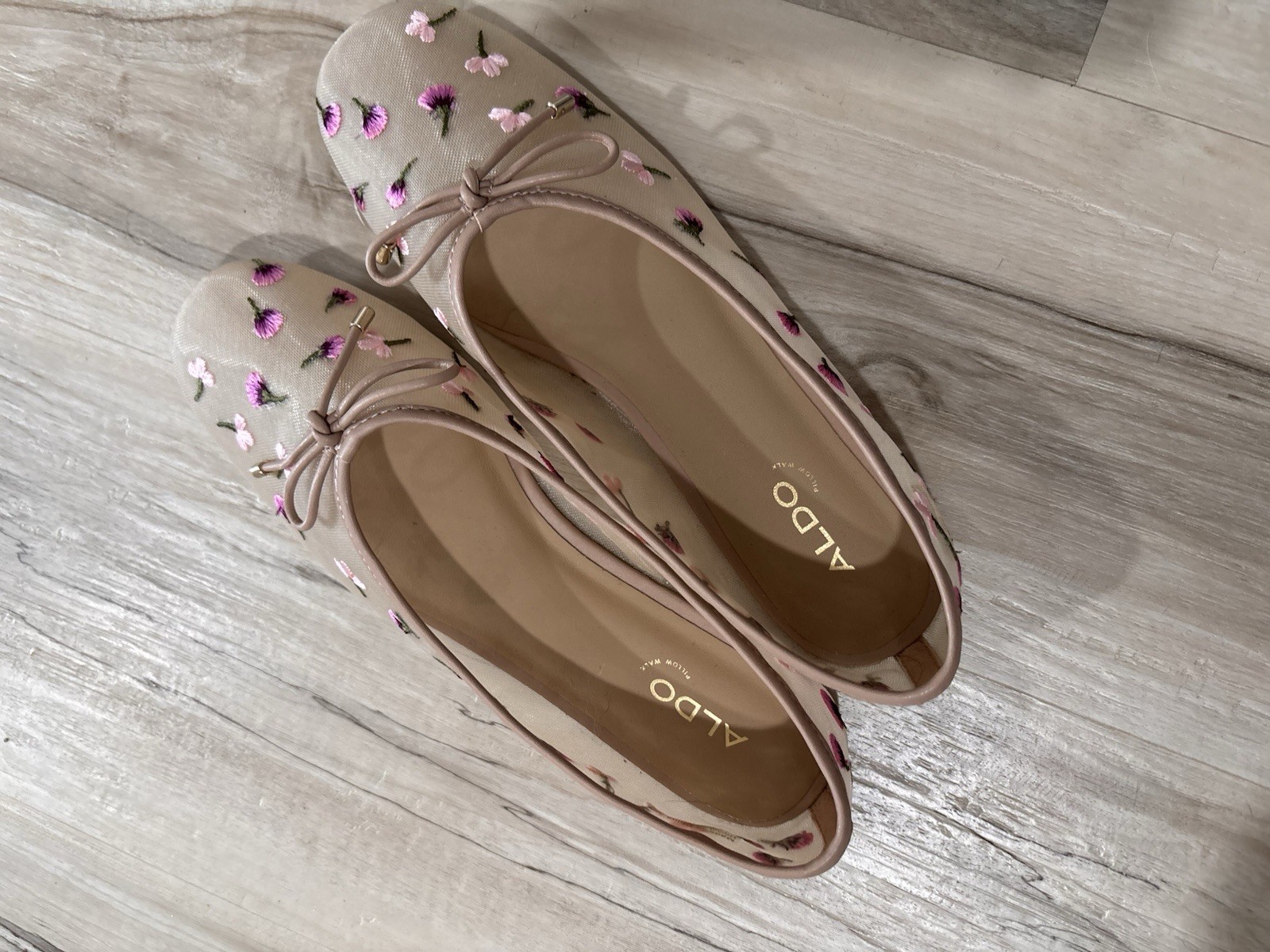 ALDO Women's Beige Floral Embroidered Bow Slip-On Ballet Flats Round Toe