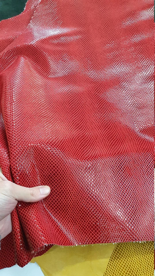 Cuero de gamuza de cabra estampado de serpiente, cuero genuino de piel de cabra efecto reptil Foto 3 de 4