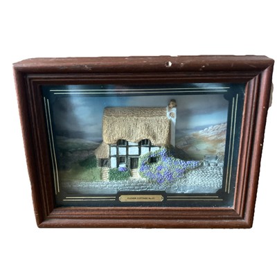 Tom Thumb ''Clover Cottage'' 3D 1989 Wandbehang Limited Edition 0332