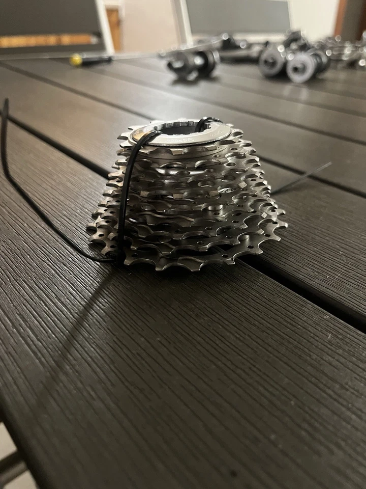 Shimano Dura Ace CS-7700 9 speed 12/21t cassette - Image 4 of 4