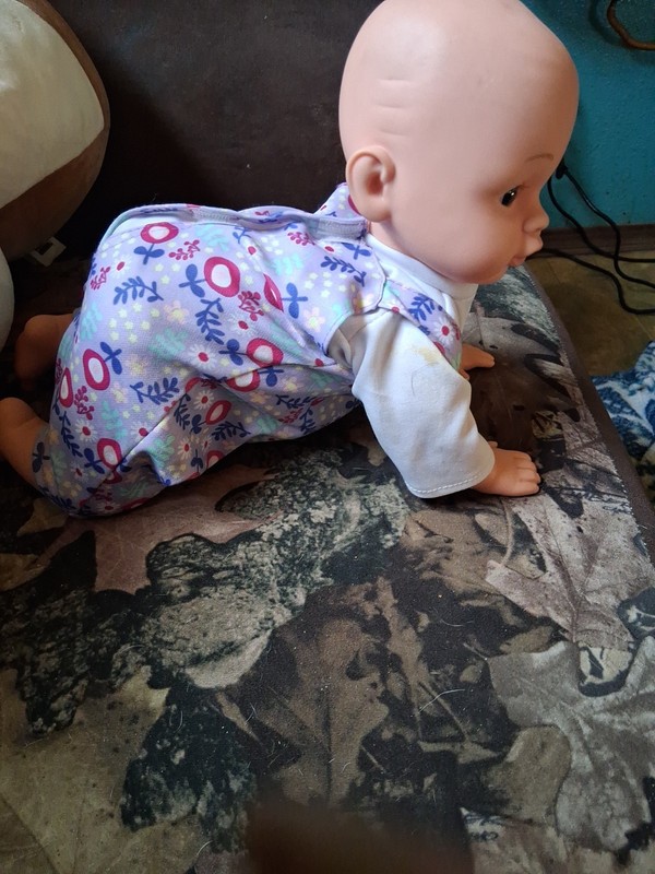 Interactive Crawling @ Babbling  Baby Works Great Made In China Made.by Walmart