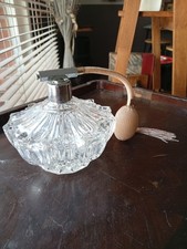 Flacon de parfum en verre taillé, vaporisateur poire, 1 pièce