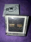 VINTAGE PAIR OF “2000” GOLDTONE CUFFLINKS - MADE IN THE USA — photo 2