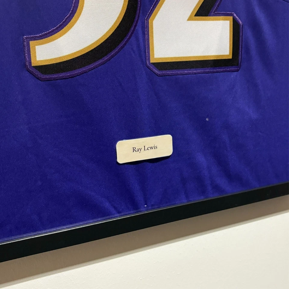Baltimore Ravens Ray Lewis Jersey Framed, Ray Lewis Shirt Framed - Image 4 of 4