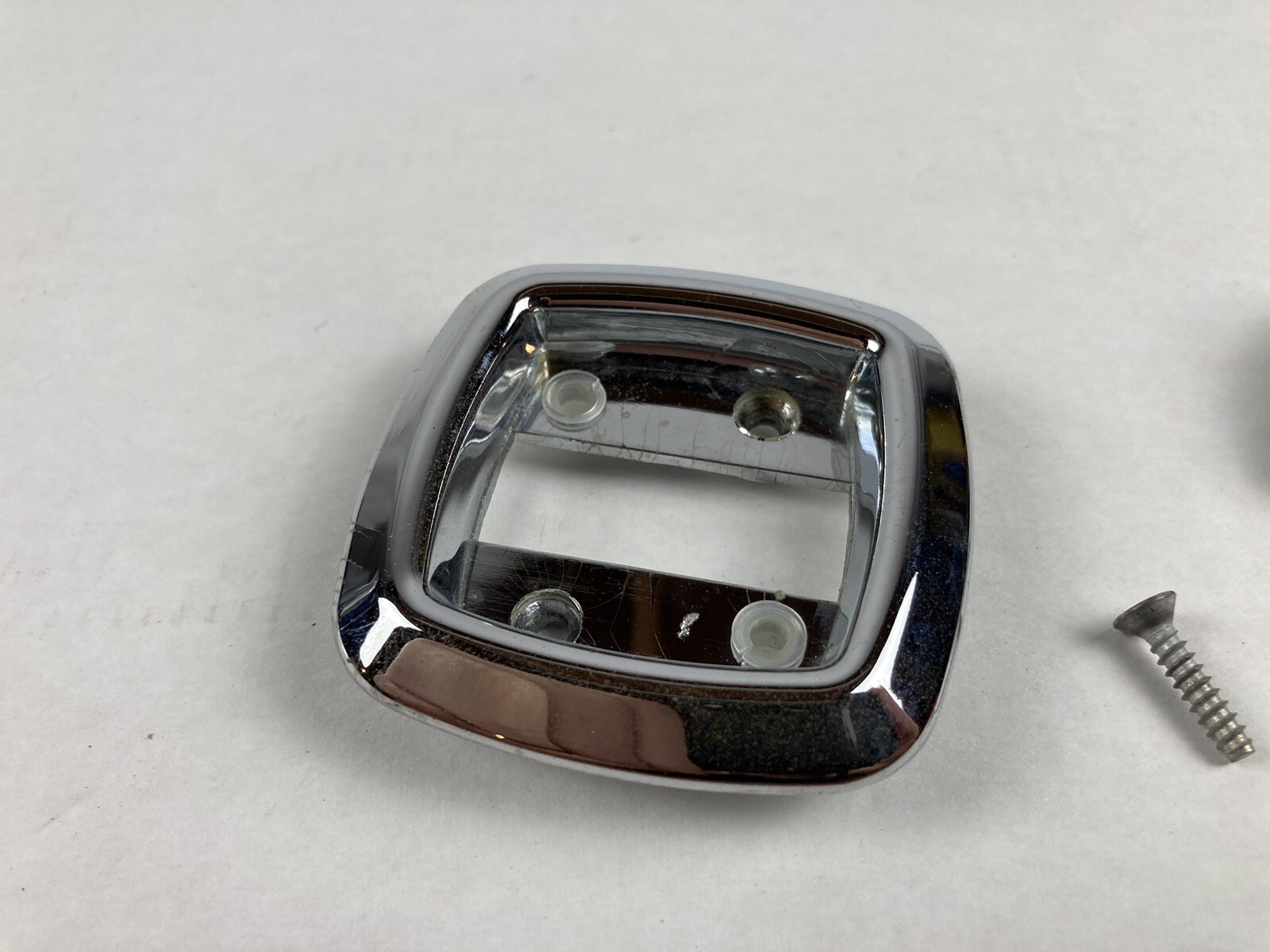 86 Rolls Royce Silver Spur RH Door Window Switch Trim Escutcheon Chrome UB15230