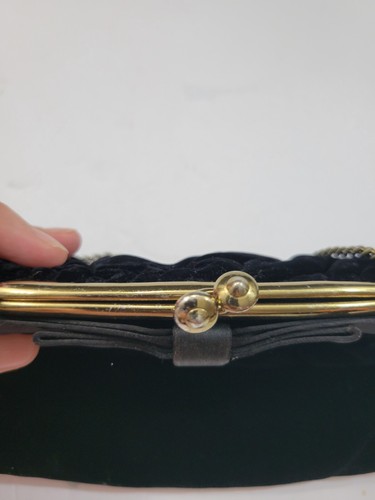 Vintage Black Velvet Evening Bag Purse Hand Chain Strap Kiss Lock - Picture 4 of 5