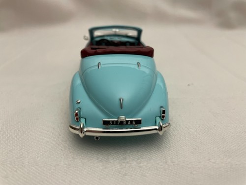 Graham Paige Sharknose 1939 - 1/43 Ixo Altaya - Picture 3 of 6