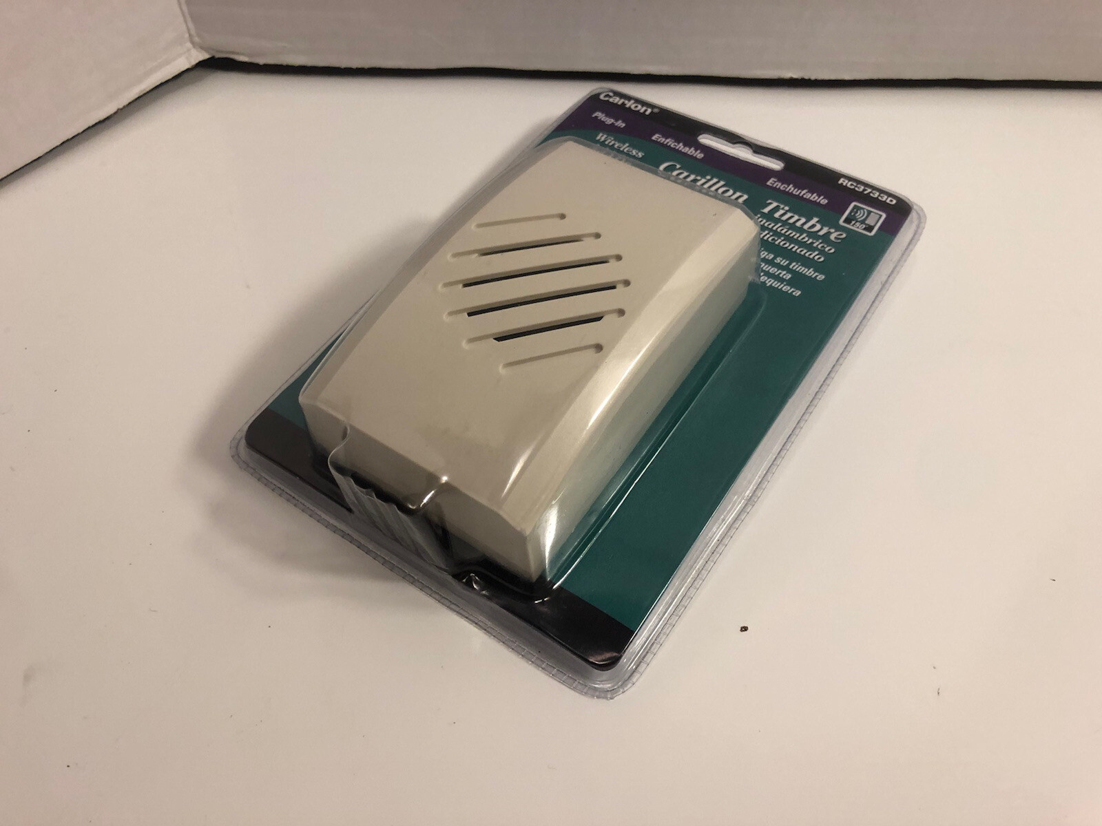 Carlon RC3733d Basic PlugIn Wireless Add On Chime Kit, 0 150 ft