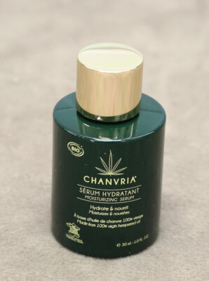 Chanvria Bio Feuchtigkeitsserum aus 100% nativem Hanföl, für trockene Haut 30 ml