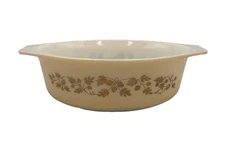 Vintage Pyrex Golden Acorn 1-1/2 Qt Open Casserole Dish Baker Gold on Cream 043