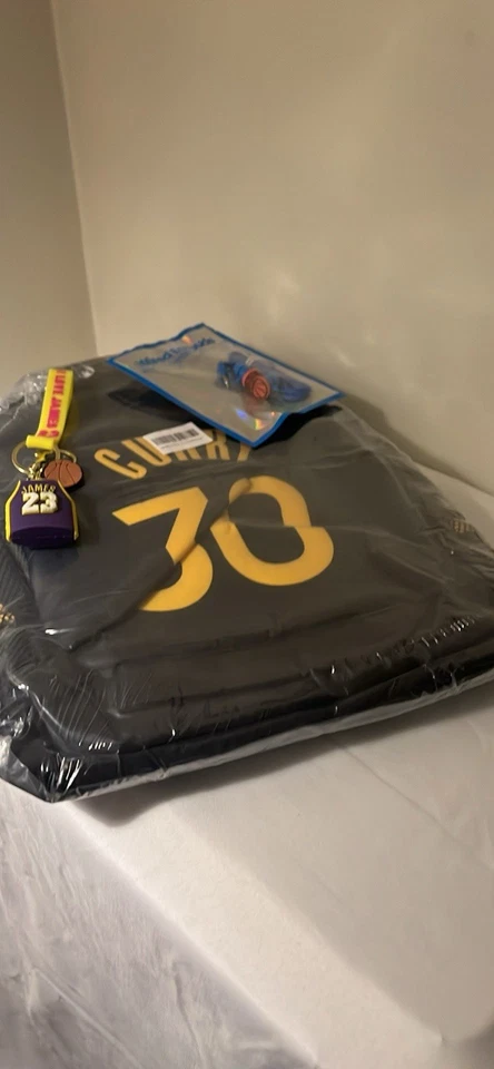 Steph Curry Backpack, Lebron James Keychain & Basketball Earbuds - Image 3 of 4