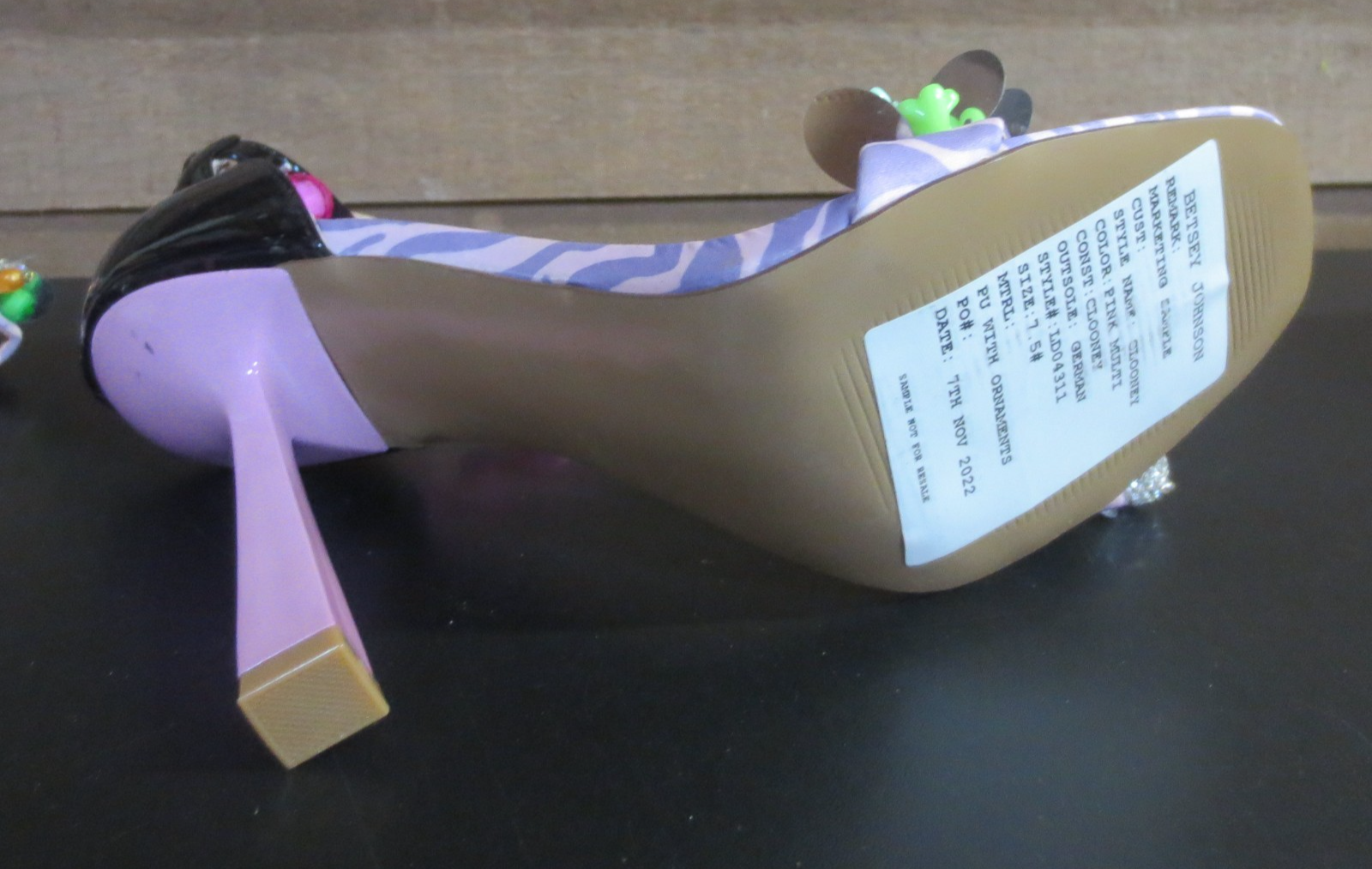Picture 5 of 6